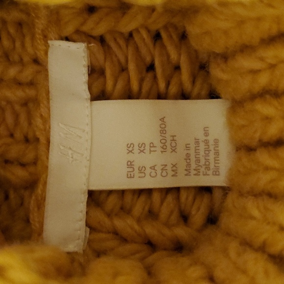 H&M sweater - Picture 4 of 5